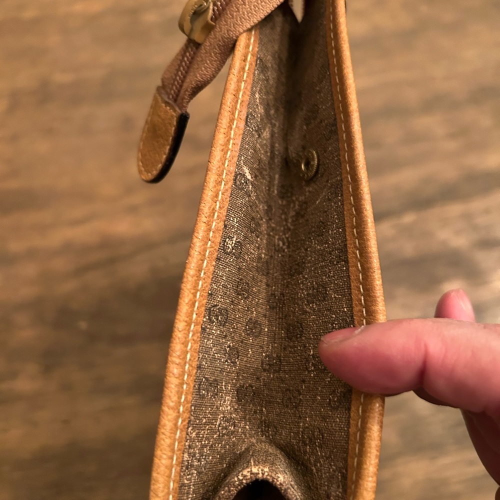 Authentic Vintage Gucci GG Monogram Clutch Bag Tan / Brown - Picture 5 of 15